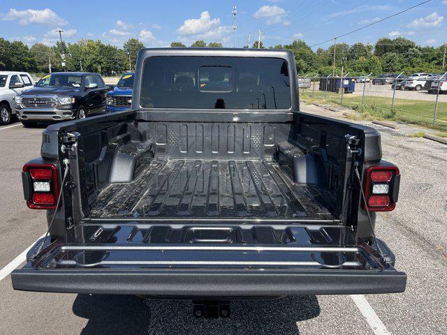 new 2025 Jeep Gladiator car, priced at $52,999