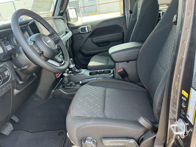 new 2025 Jeep Gladiator car, priced at $52,999