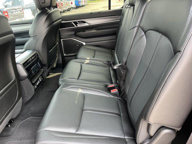 new 2025 Jeep Wagoneer car, priced at $72,575