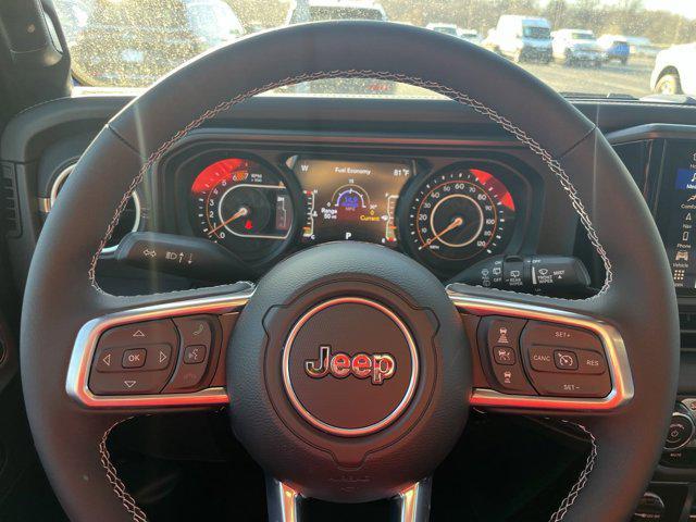 new 2025 Jeep Wrangler car, priced at $61,750