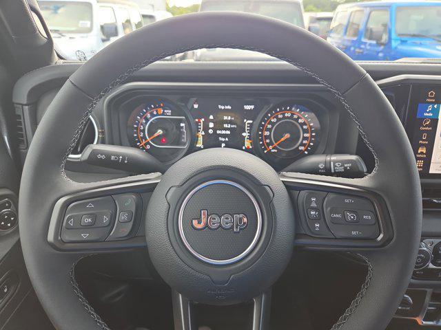 new 2025 Jeep Gladiator car, priced at $46,605
