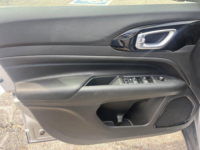 new 2025 Jeep Compass car, priced at $30,958