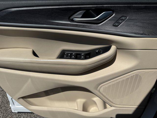 used 2023 Jeep Grand Cherokee car, priced at $31,493
