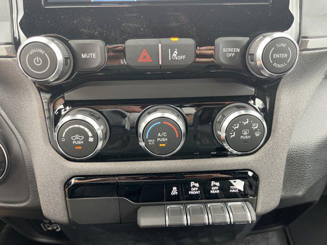 new 2025 Ram 1500 car, priced at $39,871