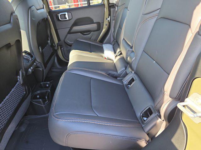 new 2025 Jeep Gladiator car, priced at $42,999