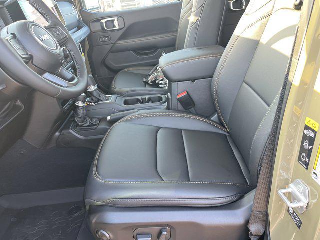 new 2025 Jeep Gladiator car, priced at $46,605