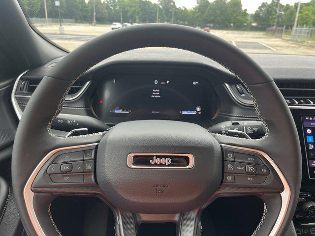 used 2025 Jeep Grand Cherokee car, priced at $36,816