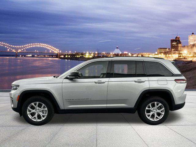 used 2022 Jeep Grand Cherokee car, priced at $33,592