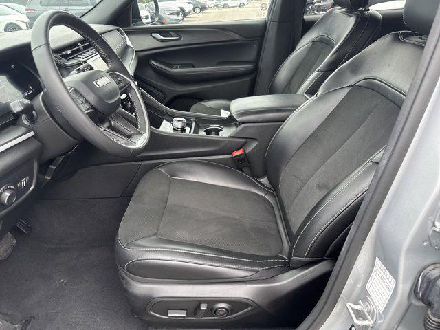 used 2024 Jeep Grand Cherokee L car, priced at $32,992