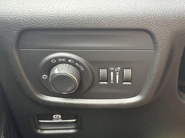 used 2024 Jeep Grand Cherokee L car, priced at $32,992