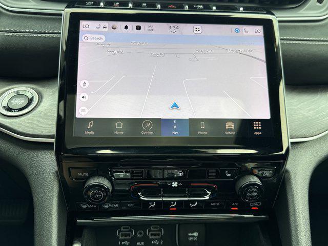 used 2022 Jeep Grand Cherokee car, priced at $32,991