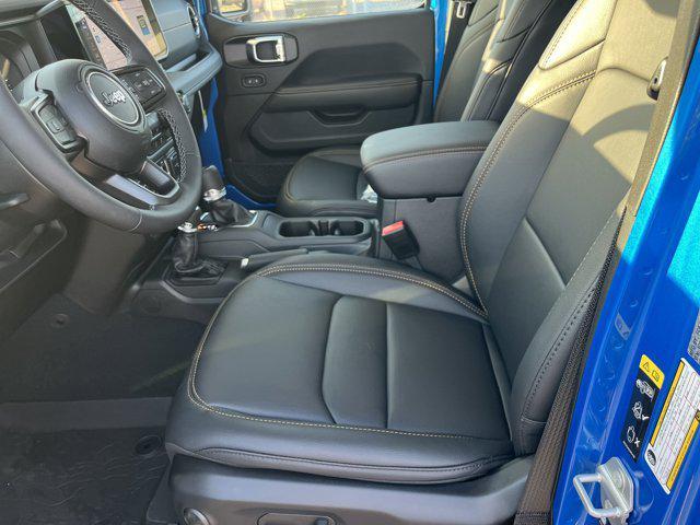new 2025 Jeep Gladiator car, priced at $46,605
