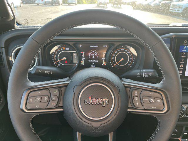 new 2025 Jeep Gladiator car, priced at $46,605