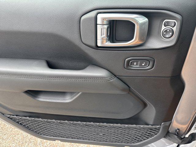 used 2021 Jeep Wrangler Unlimited car, priced at $34,982