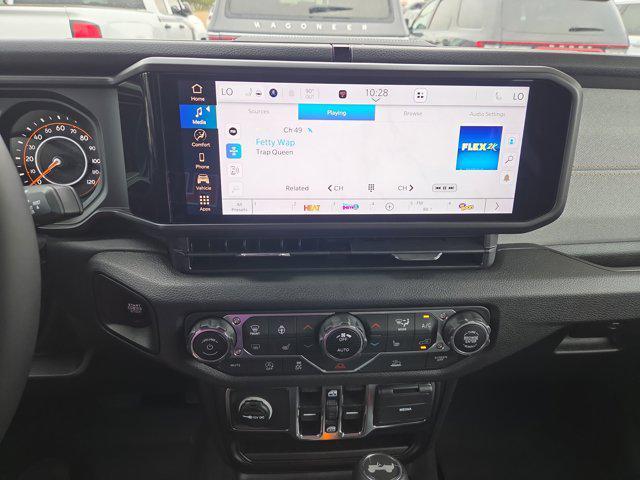 new 2025 Jeep Wrangler car, priced at $46,499