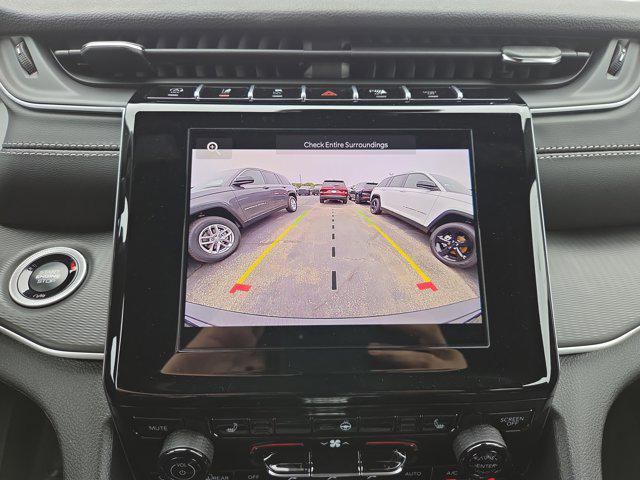 new 2025 Jeep Grand Cherokee car, priced at $49,370