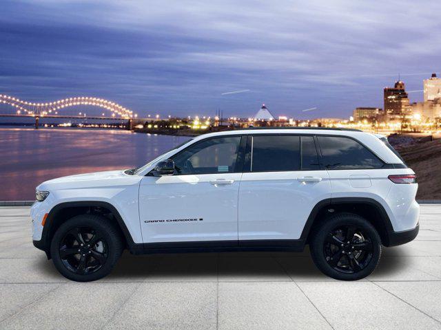 new 2024 Jeep Grand Cherokee car, priced at $46,297