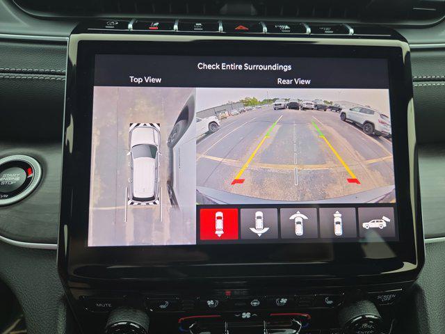 new 2025 Jeep Grand Cherokee car, priced at $49,660