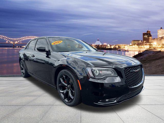 used 2021 Chrysler 300 car, priced at $25,991