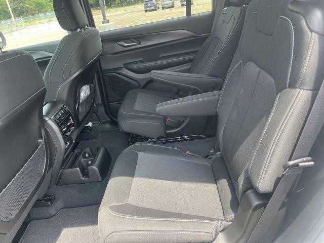 new 2025 Jeep Grand Cherokee L car, priced at $38,445