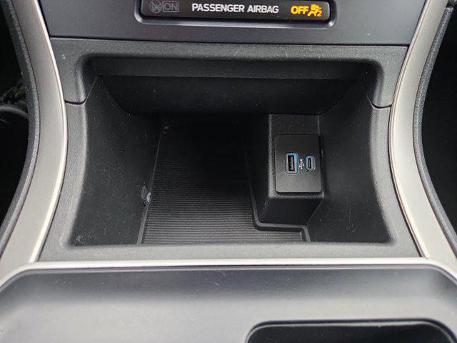 used 2022 Ford Edge car, priced at $18,394