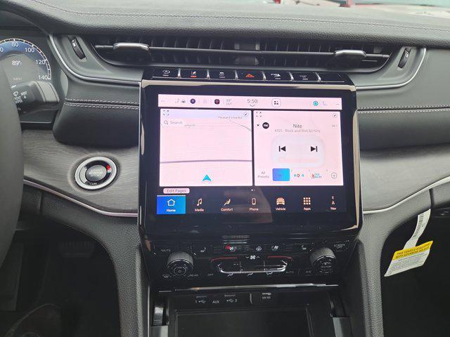 new 2025 Jeep Grand Cherokee car, priced at $49,065