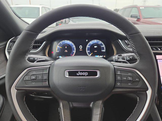 new 2025 Jeep Grand Cherokee car, priced at $49,065