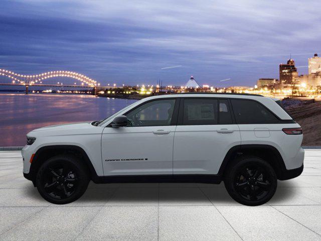 new 2025 Jeep Grand Cherokee car, priced at $49,065