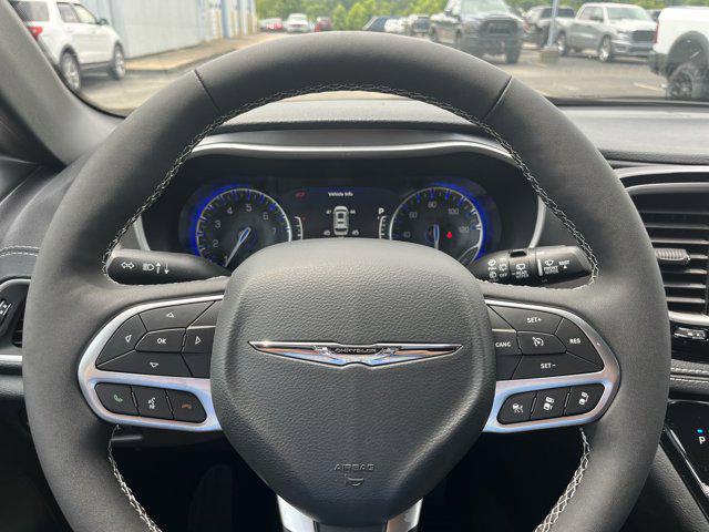 new 2025 Chrysler Pacifica car, priced at $45,370