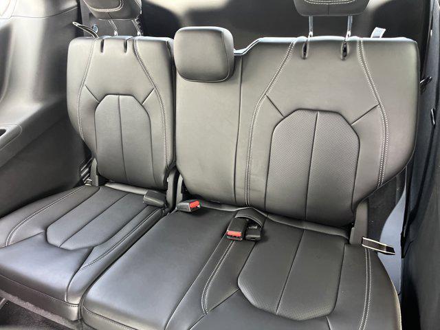 new 2025 Chrysler Pacifica car, priced at $45,370