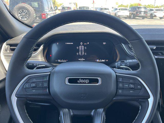 new 2025 Jeep Grand Cherokee car, priced at $40,325