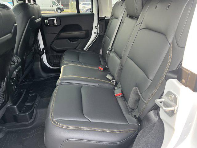 new 2025 Jeep Wrangler car, priced at $61,112
