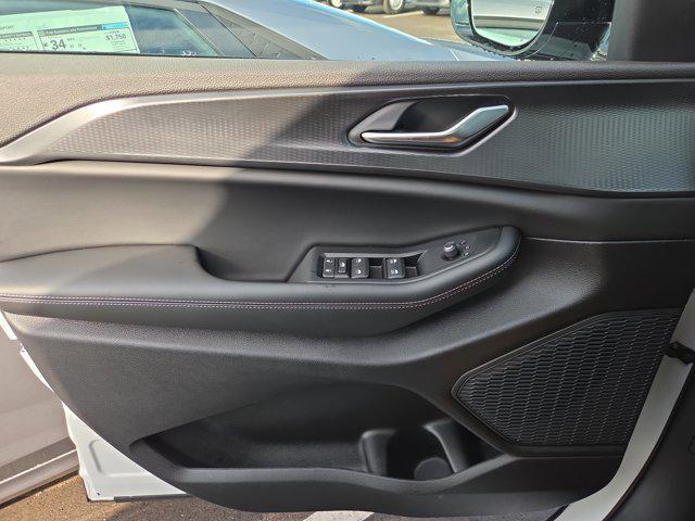 new 2025 Jeep Grand Cherokee car, priced at $42,030