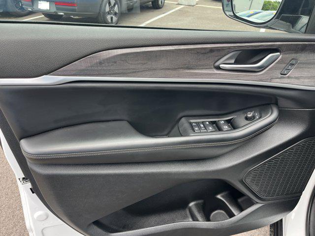 used 2023 Jeep Grand Cherokee car, priced at $29,993