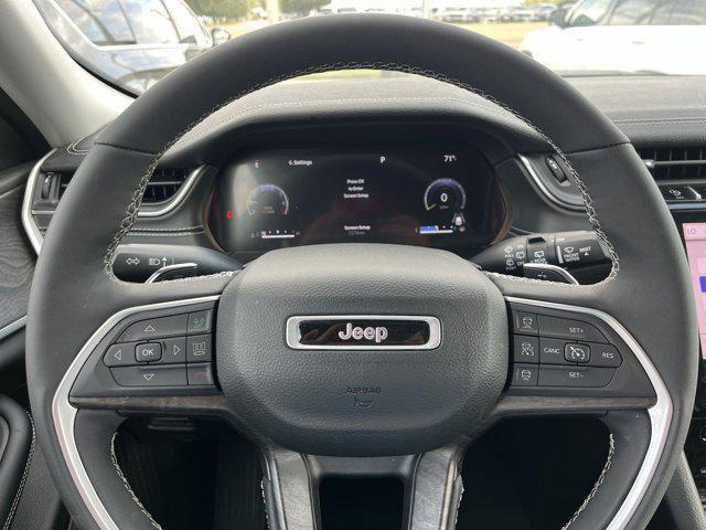 new 2024 Jeep Grand Cherokee car, priced at $41,999