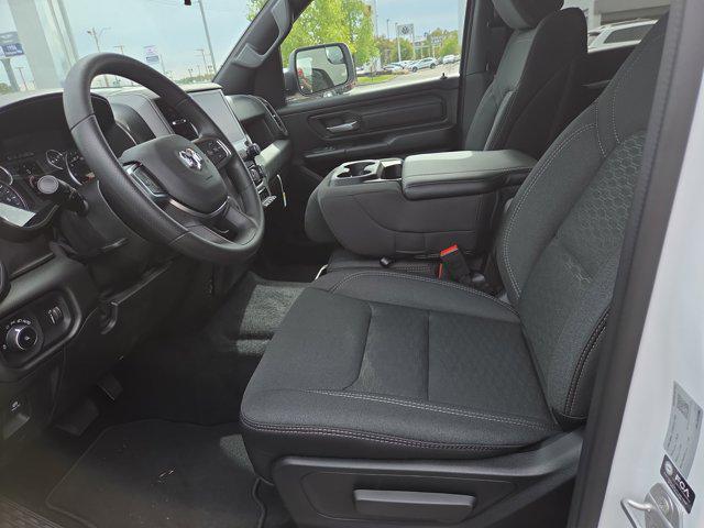 new 2025 Ram 1500 car, priced at $40,000