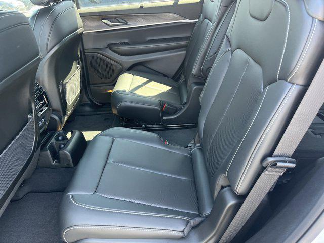 new 2025 Jeep Grand Cherokee L car, priced at $53,160