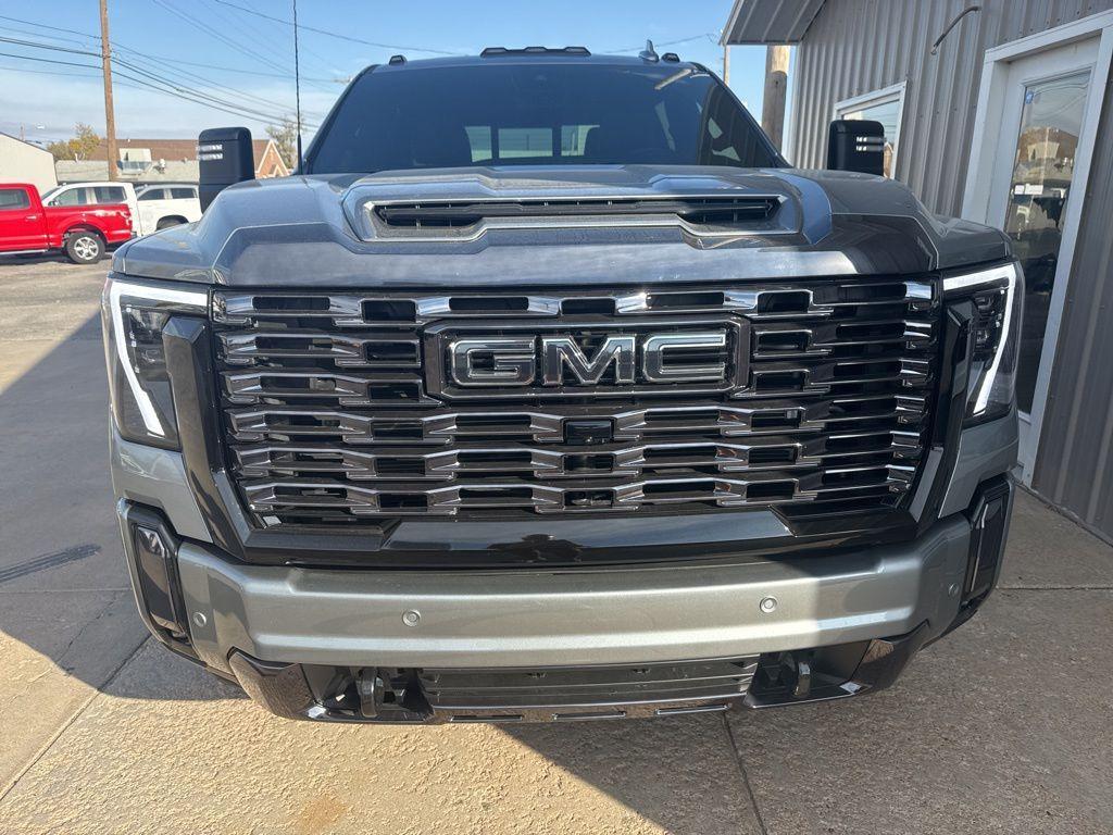 used 2024 GMC Sierra 2500 car, priced at $85,995