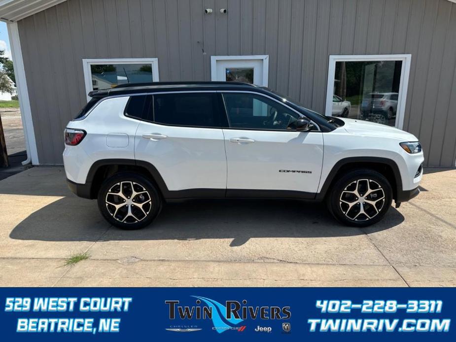 new 2024 Jeep Compass car, priced at $38,615