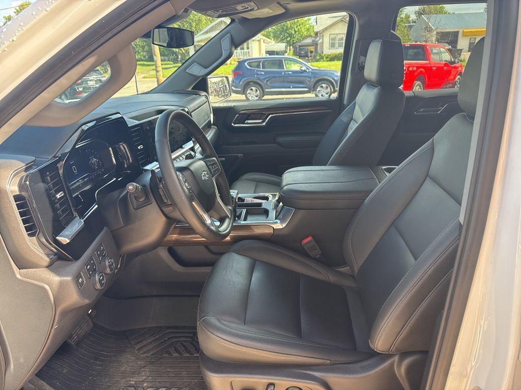 used 2024 Chevrolet Silverado 1500 car, priced at $59,746