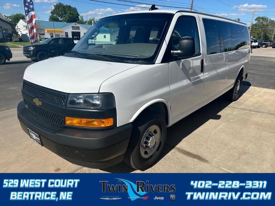 used 2022 Chevrolet Express 3500 car