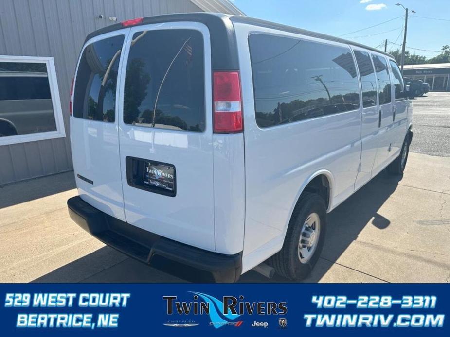 used 2022 Chevrolet Express 3500 car