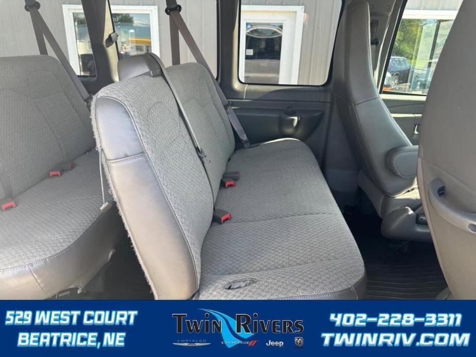 used 2022 Chevrolet Express 3500 car