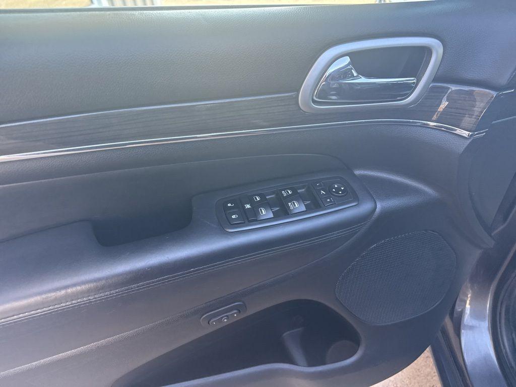 used 2018 Jeep Grand Cherokee car, priced at $20,995