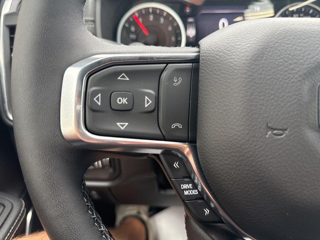 new 2025 Ram 1500 car, priced at $52,323