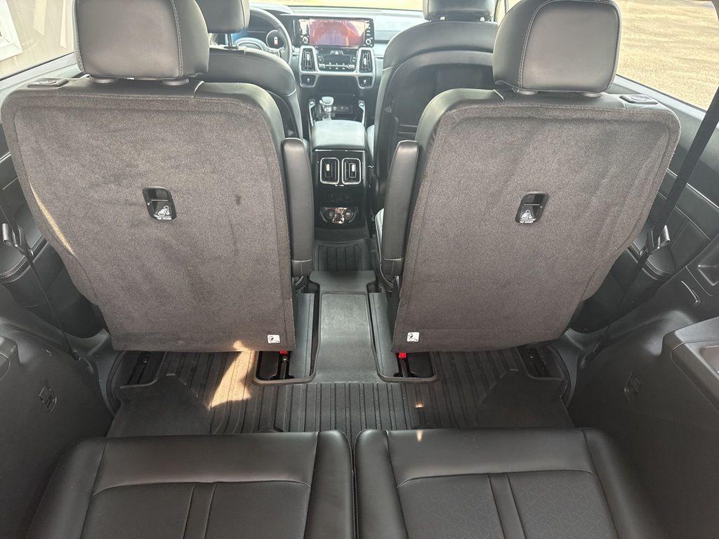 used 2023 Kia Sorento car, priced at $30,885