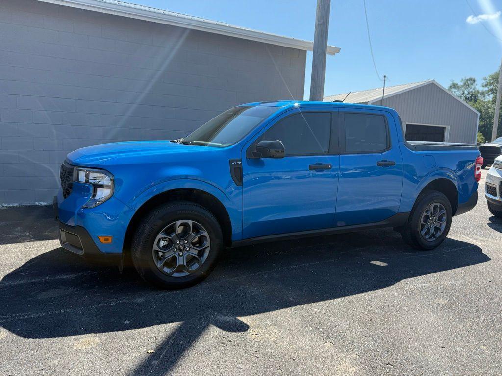 used 2025 Ford Maverick car, priced at $33,900