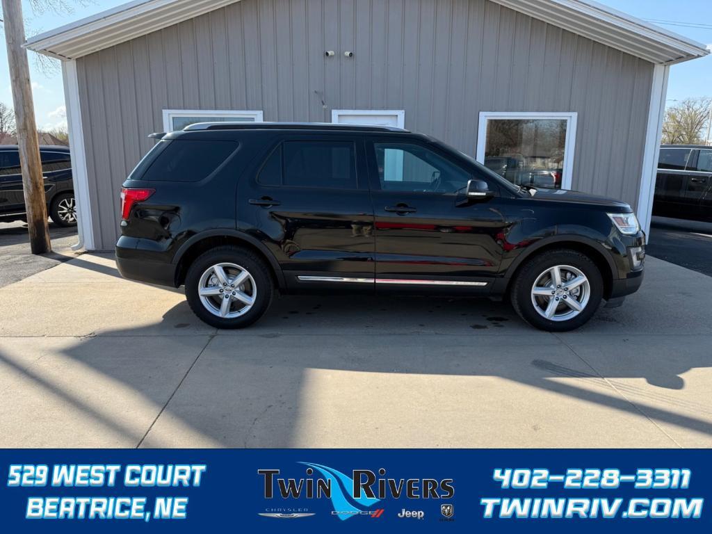 used 2017 Ford Explorer car