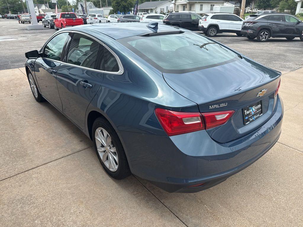 used 2025 Chevrolet Malibu car