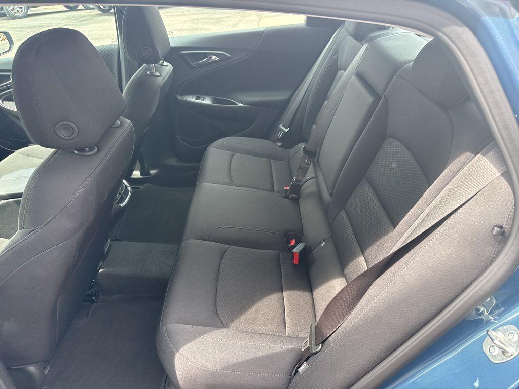 used 2025 Chevrolet Malibu car
